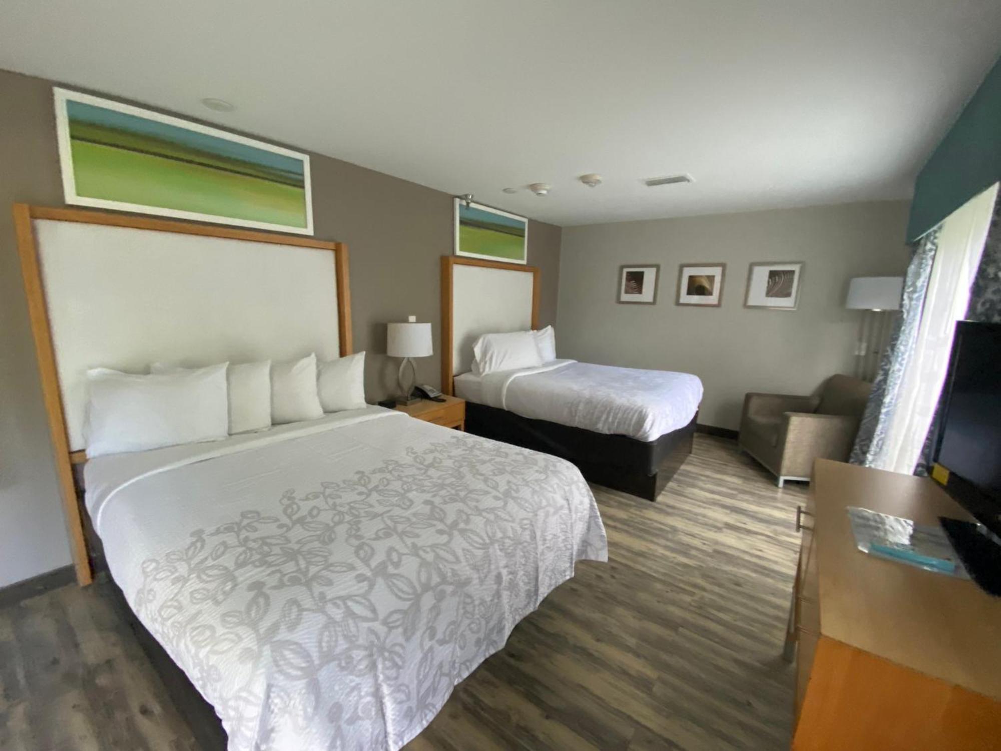 Red Roof Inn Plus & Suites Tampa Exterior foto